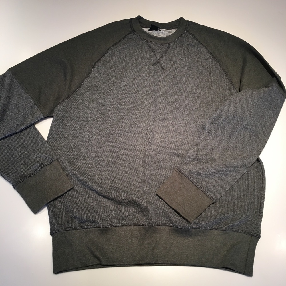 NWOTs Men's Earthbound Trading Co. Sweatshirt